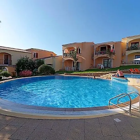 The Fantastic Residenza Badus 2 Bedroom Sleeps 6 Child * Бадеси