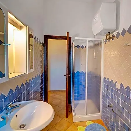 The Fantastic Residenza Badus 2 Bedroom Sleeps 6 Child Badesi