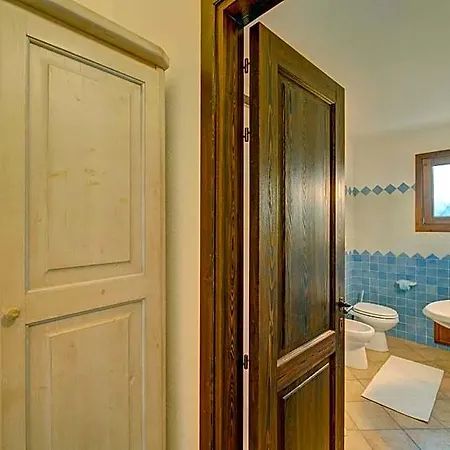 The Fantastic Residenza Badus 2 Bedroom Sleeps 6 Child Апартаменты *