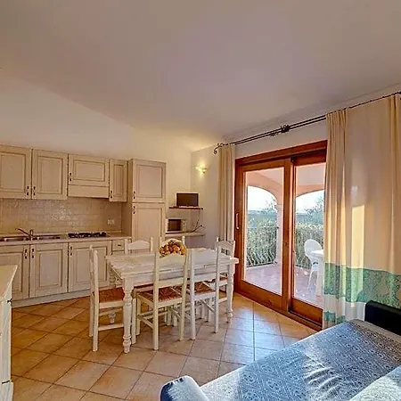 The Fantastic Residenza Badus 2 Bedroom Sleeps 6 Child מלון באדזי