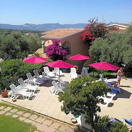 The Fantastic Residenza Badus 2 Bedroom Sleeps 6 Child Badesi